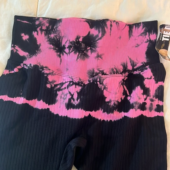 Tie Dye Leggings- NWT - Picture 5 of 8